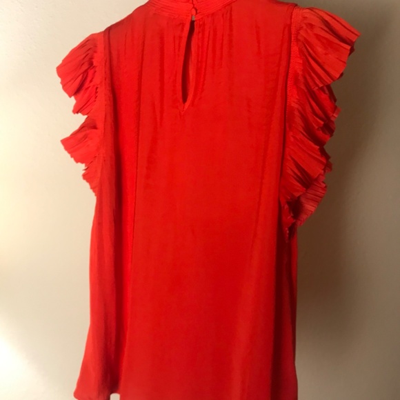 Top - Picture 3 of 5